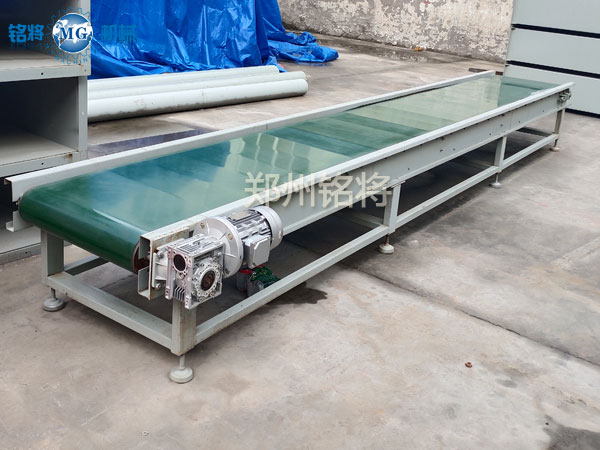 皮帶輸送機(jī) 皮帶輸送機(jī)