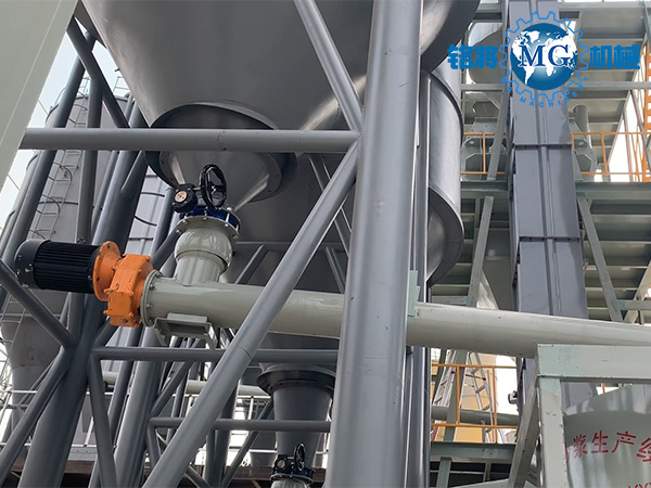 螺旋輸送機選型時應(yīng)注意的事項 螺旋輸送機選型時應(yīng)注意的事項